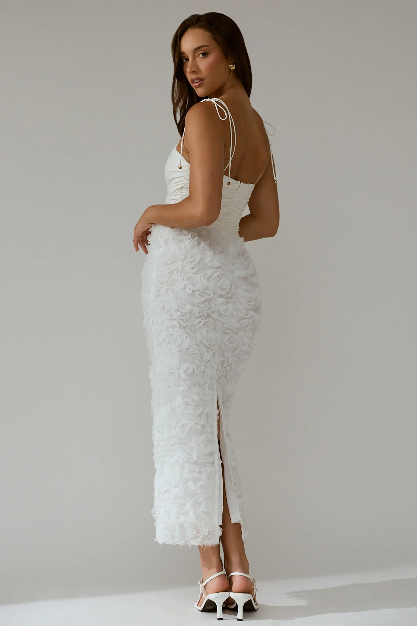 Love & Honor Textured Floral Maxi Dress White - Image 3