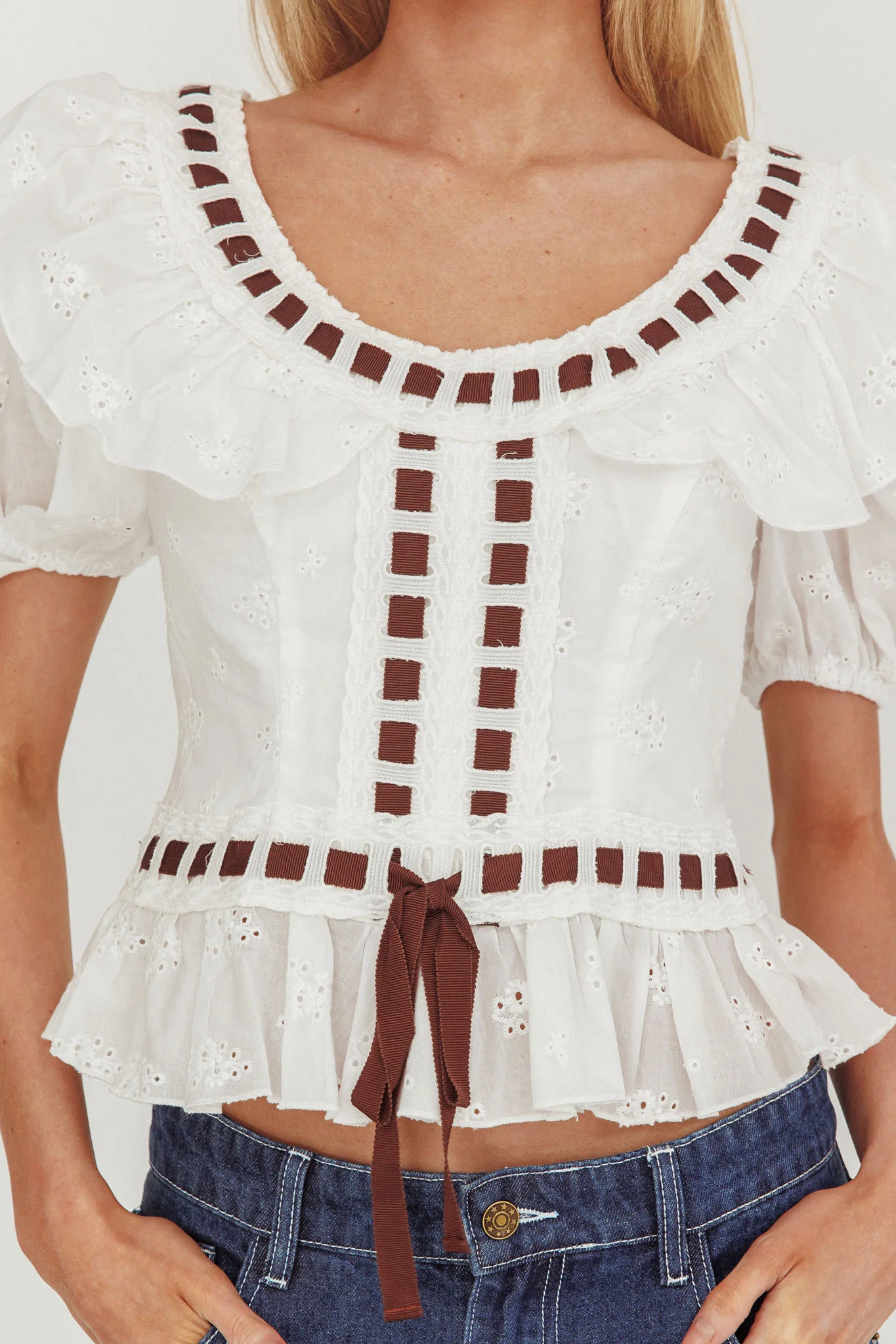 Solea Frill Collar Eyelet Top White - Image 3